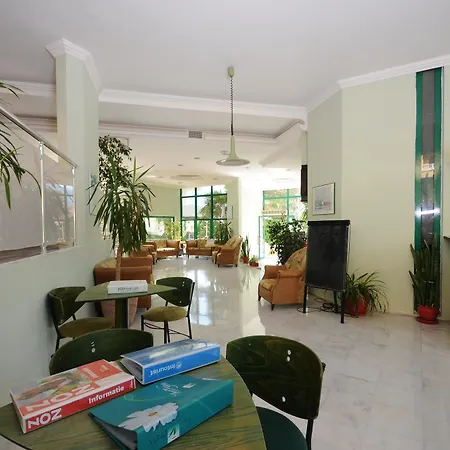 Siesta Hotel 2*