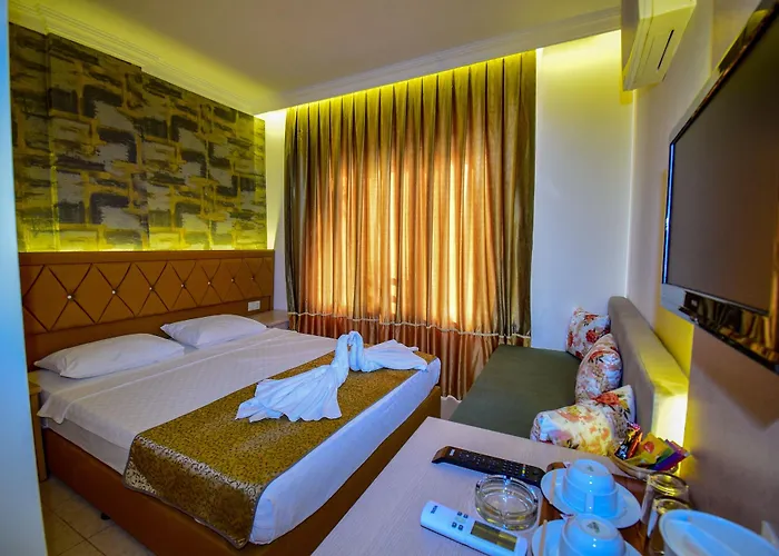Hotel Siesta İçmeler
