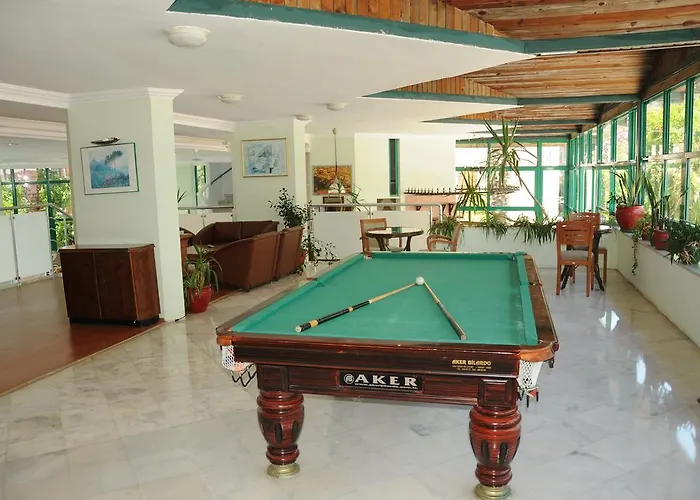 Siesta Hotel İçmeler
