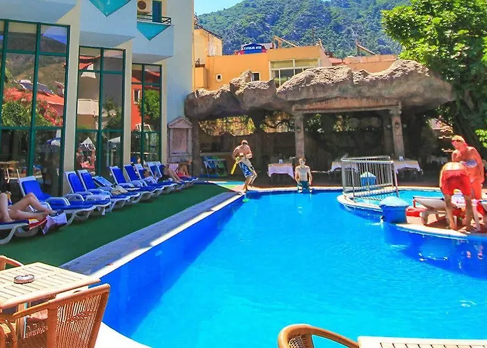 Siesta Hotel 2*